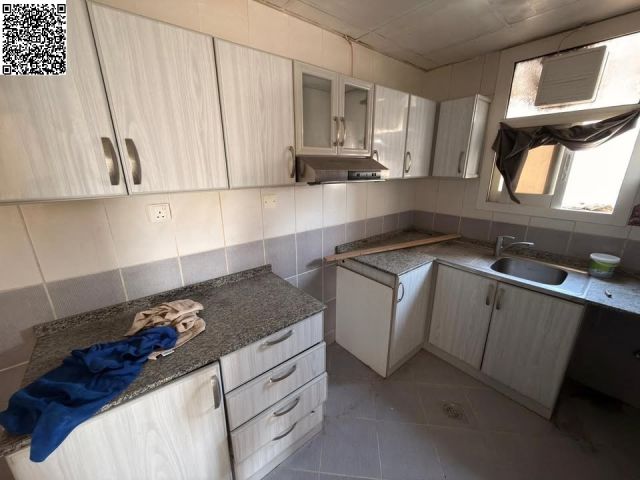 شقة مميزة موقع  اقساط مريحة  في الجرف 2/ عجمان