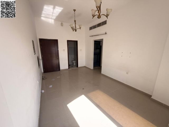 شقة مميزة موقع  اقساط مريحة  في الجرف 2/ عجمان 9