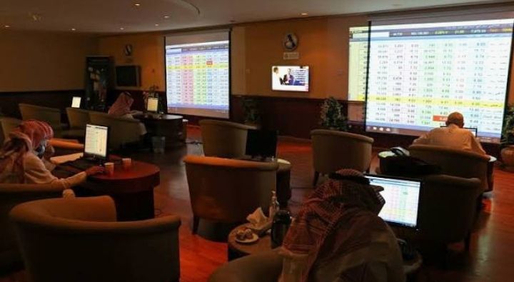 كورسات وتوصيات وإدارة محافظ الأسهم الأمريكية والسعودية والعملات 5