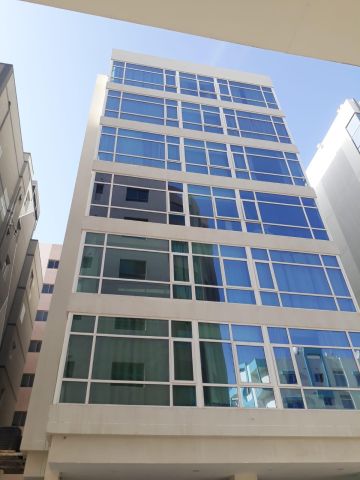 للبيع عمارة في البحرين 