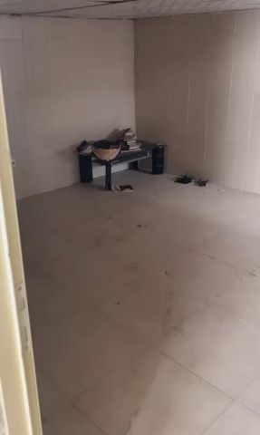 للإيجار – بيت عربي في الراشدية 3 / عجمان – سكن عمال   عدد الغرف 6