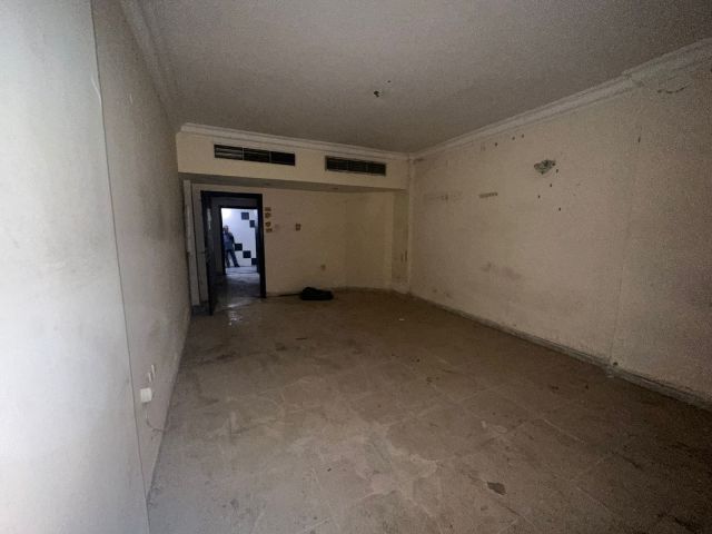 ? للإيجار – شقة سكن عمال أو موظفين في عجمان الصناعية