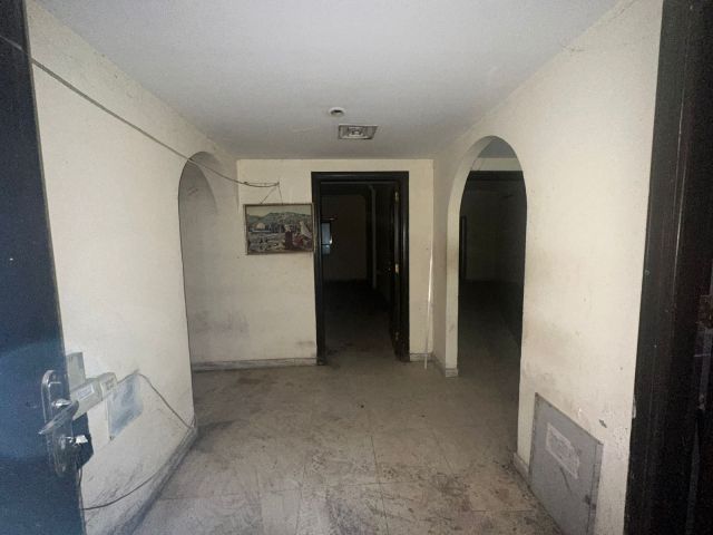 🏢 للإيجار – شقة سكن عمال أو موظفين في عجمان الصناعية 3