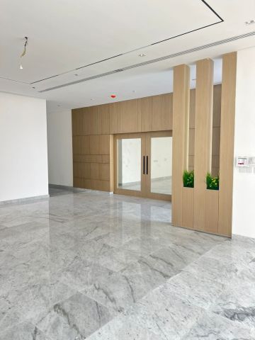 للبيع فيلا في الشارقة تقع في منطقة الحوشي موقع مميز شارع 24 متر  3