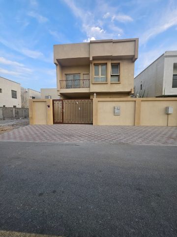 ? فيلا للإيجار – الزاهية  ⚡ كهرباء مواطن