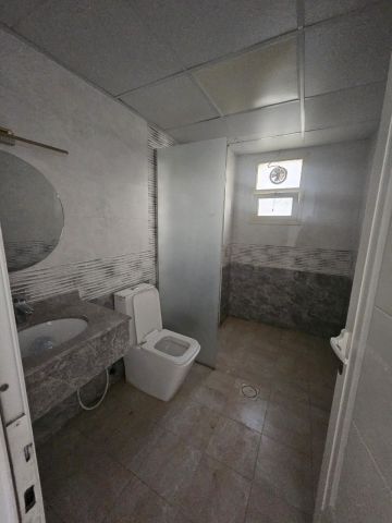 🏡 فيلا للإيجار – الزاهية  ⚡ كهرباء مواطن 10