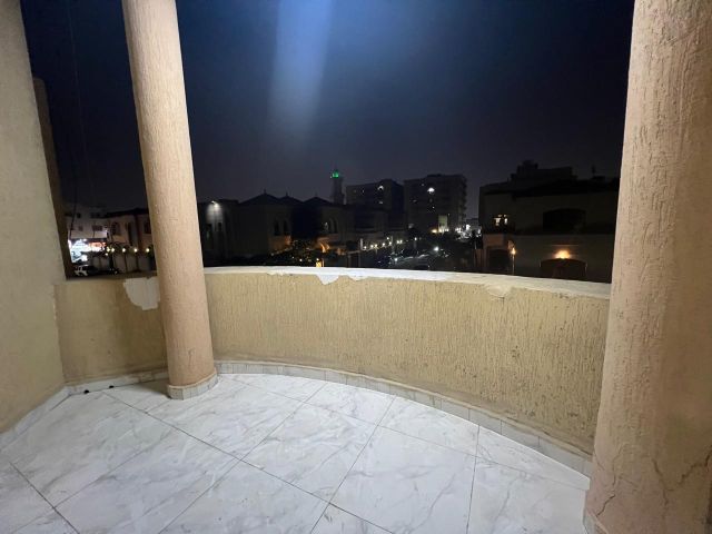 🏡 للإيجار – فيلا دورين في عجمان المويهات 3 🛏️ 5 غرف 4