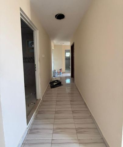 ? شقة للإيجار – غرفتين وصالة  ? المويهات – إمارة عجمان