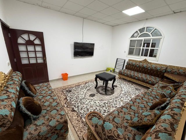 ? غرفة وصالة مفروشة للإيجار الشهري – الروضة 3 