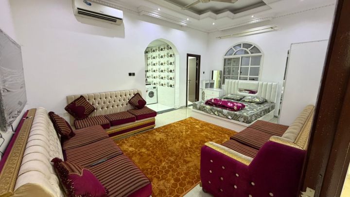 ? استديو مفروش للإيجار الشهري – الروضة 3  ?️ مفروش بالكامل 