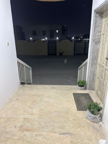 🏡 استديو مفروش للإيجار الشهري – الروضة 3  🛏️ مفروش بالكامل  8