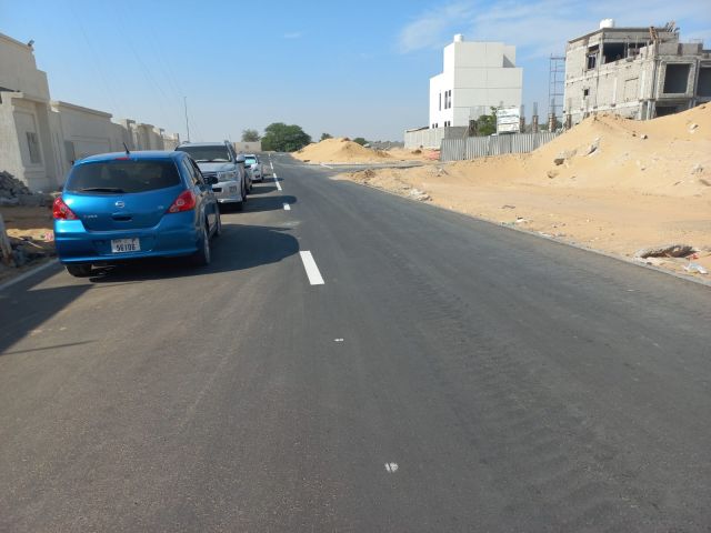 امتلك ثلاثه ارضي جوار بعض مميزه في منطقة الحليو 1 سكنيه  3