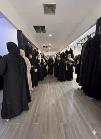 محلات تجاريةبمساحة 20 متر للإيجار، مخصص للملابس النسائية فقط. 4