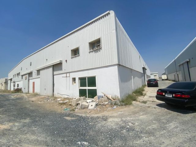 للبيع ارض في الصجعه مسوره  2