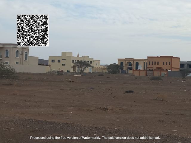 ثاني ارض من الشارع  زاويه شارع وسكه بالمنامه 8 سكنيه موقع مميز 7