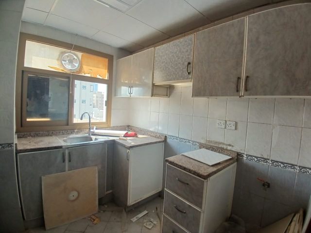 🇦🇪✨ غرفة وصالة للإيجار السنوي – منطقة النخيل 9