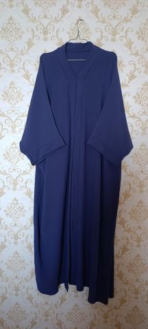 عبايات أنيقة للبيع بأسعار مناسبة 9