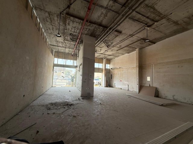 🏭 شبرة للإيجار في الصناعية 2 – إمارة عجمان  6