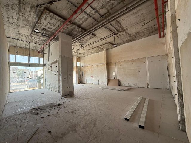 🏭 شبرة للإيجار في الصناعية 2 – إمارة عجمان  4