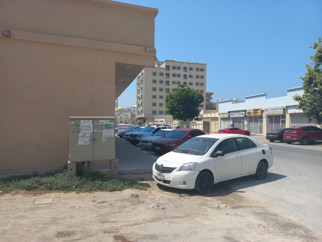 فرصه ذهبيه للاستثمار بالراشديه 2 سكنى استثماري في قلب امارة عجمان 3