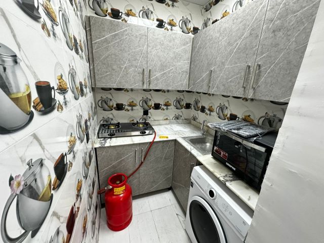 ? استديو مفروش للإيجار الشهري – الروضة 3  ?️ مفروش بالكامل  6