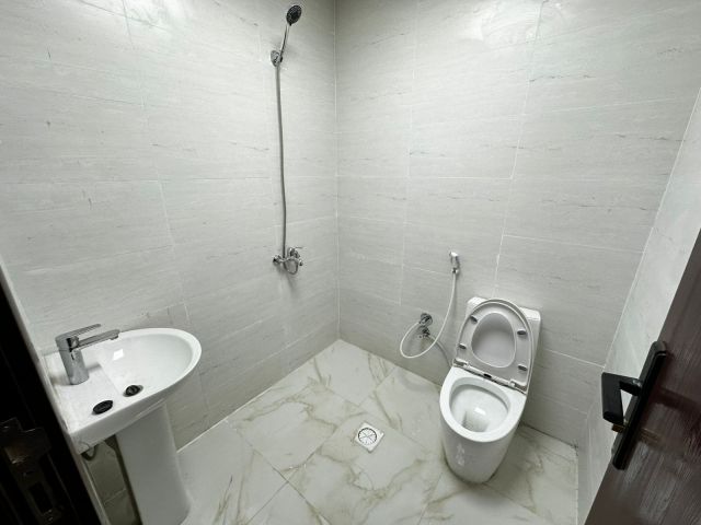 ? استديو مفروش للإيجار الشهري – الروضة 3  ?️ مفروش بالكامل  7