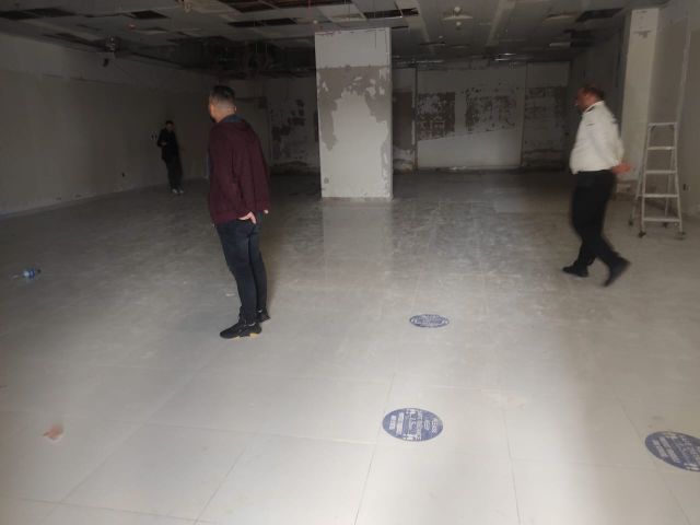 🇦🇪 محل تجاري للإيجار السنوي – مشيرف، عجمان | مساحة كبيرة وموقع  2