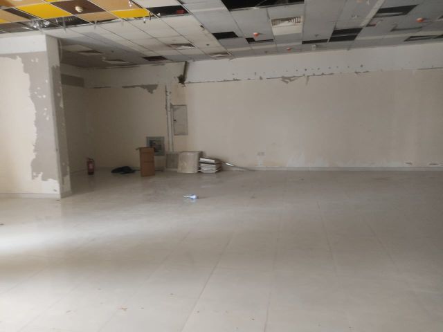 🇦🇪 محل تجاري للإيجار السنوي – مشيرف، عجمان | مساحة كبيرة وموقع  7