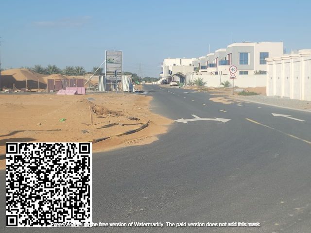 امتلك ثلاثه ارضي جوار بعض مميزه في عجمان منطقة الحليو 1 سكنيه  5