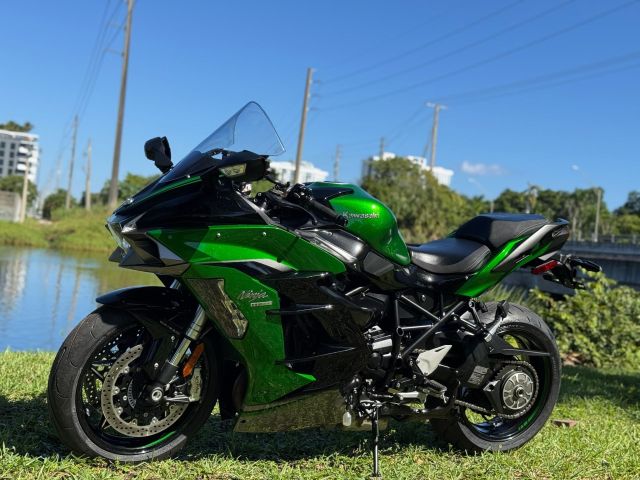 2020 Kawasaki Ninja H2 SX SE 3