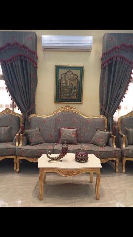 للبيع فيلا في الشارقة تقع في منطقة واسط (القوز) سوبر ديلوكس  3