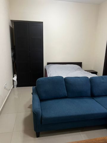 استوديو للإيجار – الجرف 3 الموقع: شارع محمد بن زايد مباشرة 5