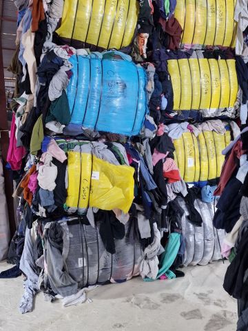 تصفية ملابس بالة بالجملة 🔥 2