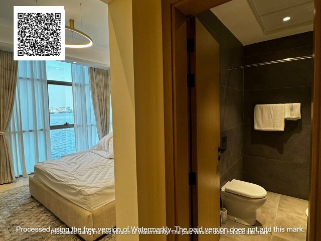 شقة باطلالة خلابة | ابراج كريك تاورز بمقدم 10% 2