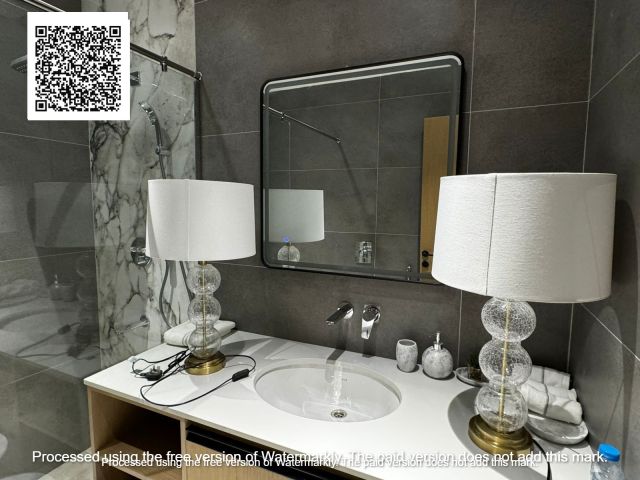 شقة باطلالة خلابة | ابراج كريك تاورز بمقدم 10% 3