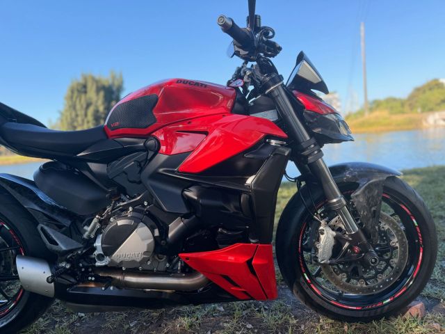 2022 Ducati Streetfighter V2 for Sale 2