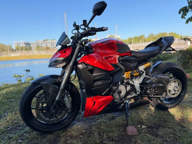 2022 Ducati Streetfighter V2 for Sale 4