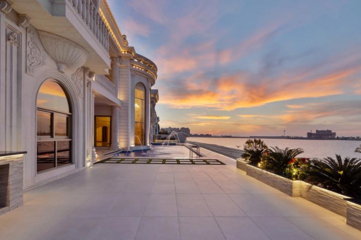 🏰 قصر فاخر للغاية للبيع | جزيرة النخلة – دبي 🌴 4