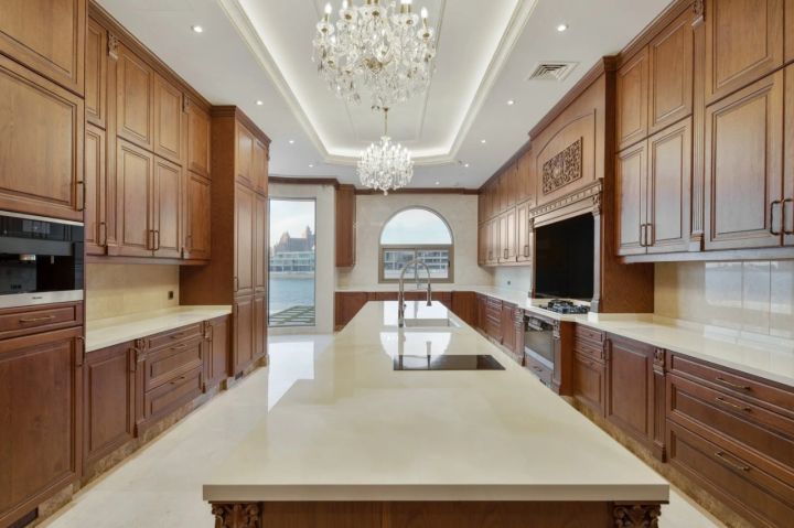 🏰 قصر فاخر للغاية للبيع | جزيرة النخلة – دبي 🌴 9