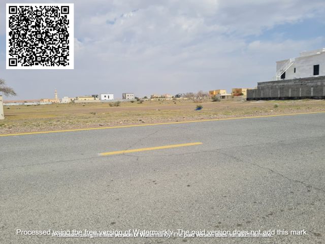 أرض سكنية في المنامة 11 زاوية شارع وسكة | تملك حر لجميع الجنسيات 9