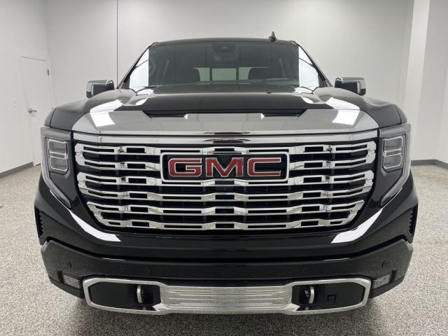 2024 GMC Sierra 1500 Denali Crew Cab 4WD 3