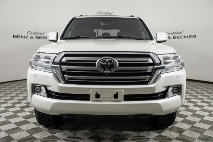 2019 Toyota Land Cruiser Limited Editions 3