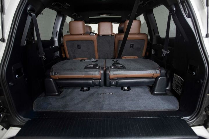 2019 Toyota Land Cruiser Limited Editions 7