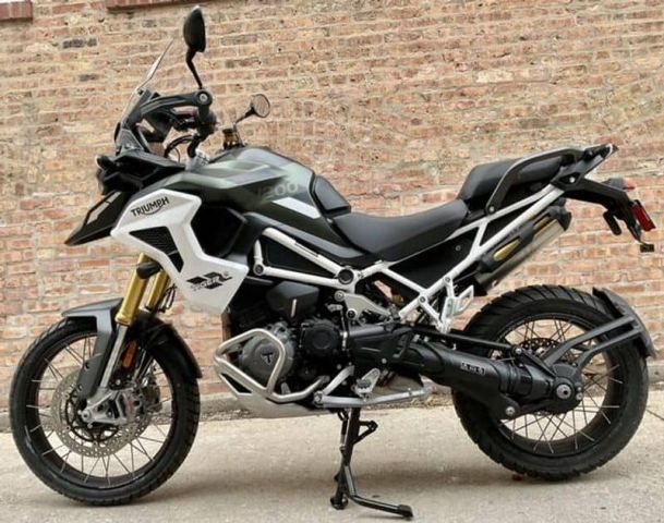 2024 Triumph tiger 1200 Rally 4