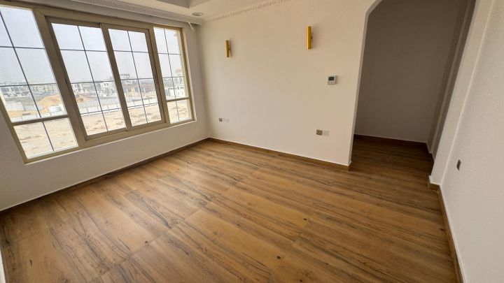 للبيع فيلا فخمة في الشارقة تقع في منطقة تلال زون ( C تشطيبات فاخر 5