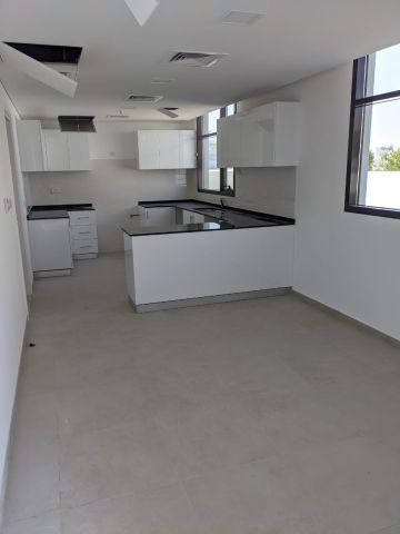 للبيع فيلا في الرقيبة، الشارقة، مشروع نسمة زاوية 2