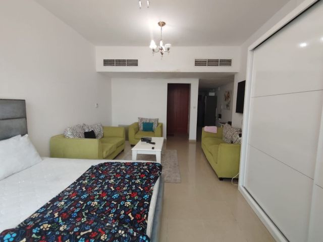 استوديو للإيجار الشهري مفروش بالكامل بإطلالة على المسبح 6