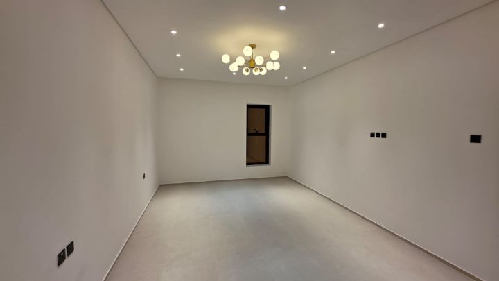 فيلا للإيجار أول ساكن في الحليو – 4 غرف ماستر بتشطيب حديث 9