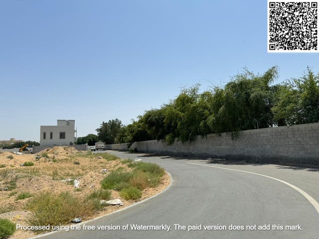 فرصه حقيقيه لتملك قطعه ارض تاون هاوس // على زاويه // شامله الرسوم 4