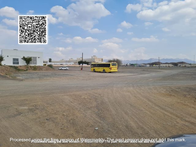 تملك الان ثاني قطعه من الشارع الرئيسي // بموقع مميز في المنامة 5